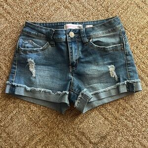 YMI Wanna Betta Butt Mid Rise Jean Shorts Size 1